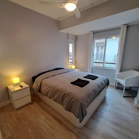 Modern 2 Bedroom Corner Unit In The Heart Of Appartement Alicante