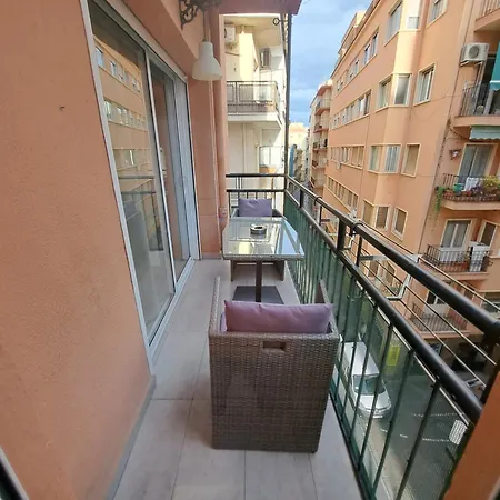 Modern 2 Bedroom Corner Unit In The Heart Of אליקאנטה